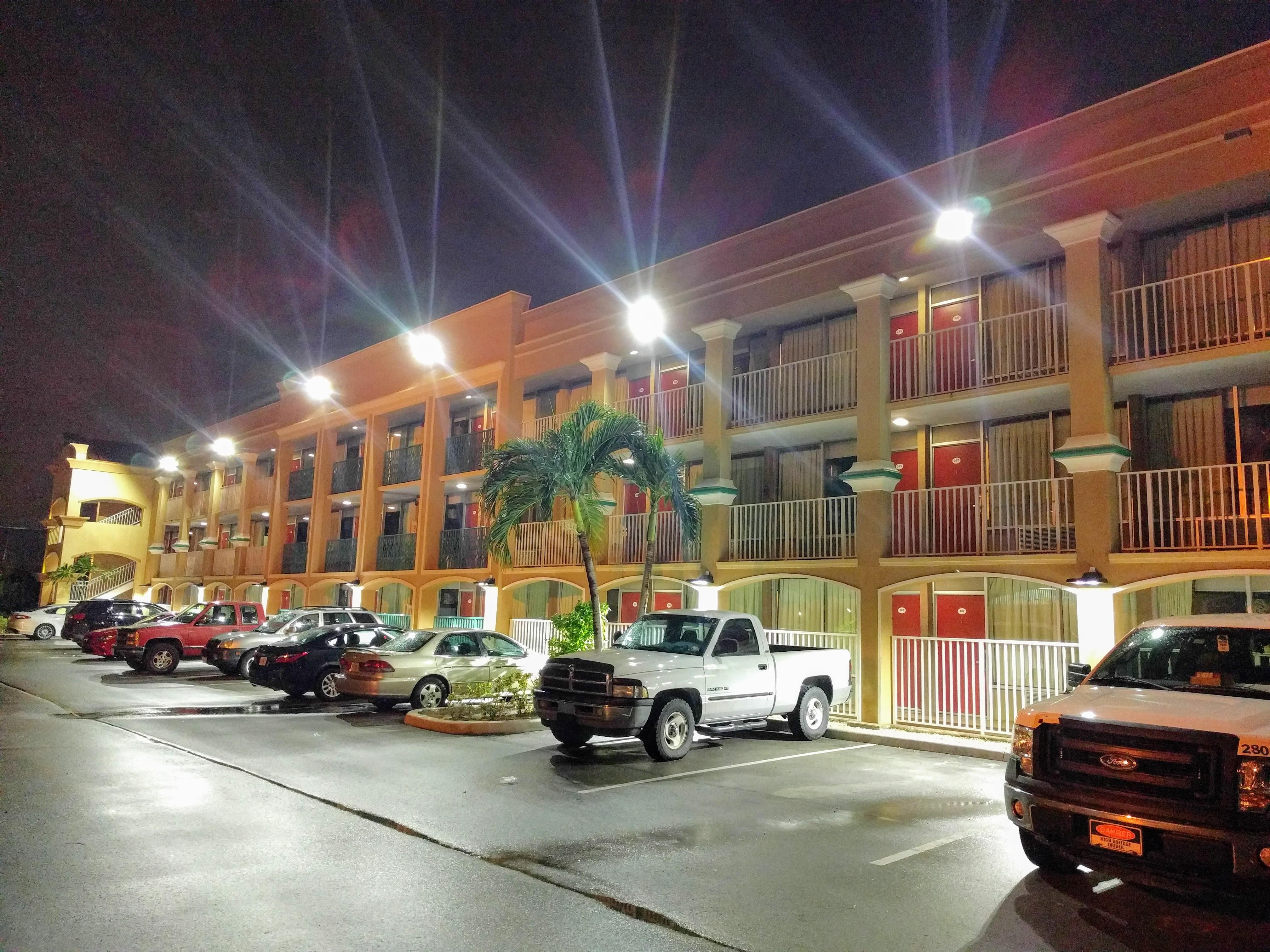 Red Carpet Inn Airport Форт Лодърдейл Екстериор снимка